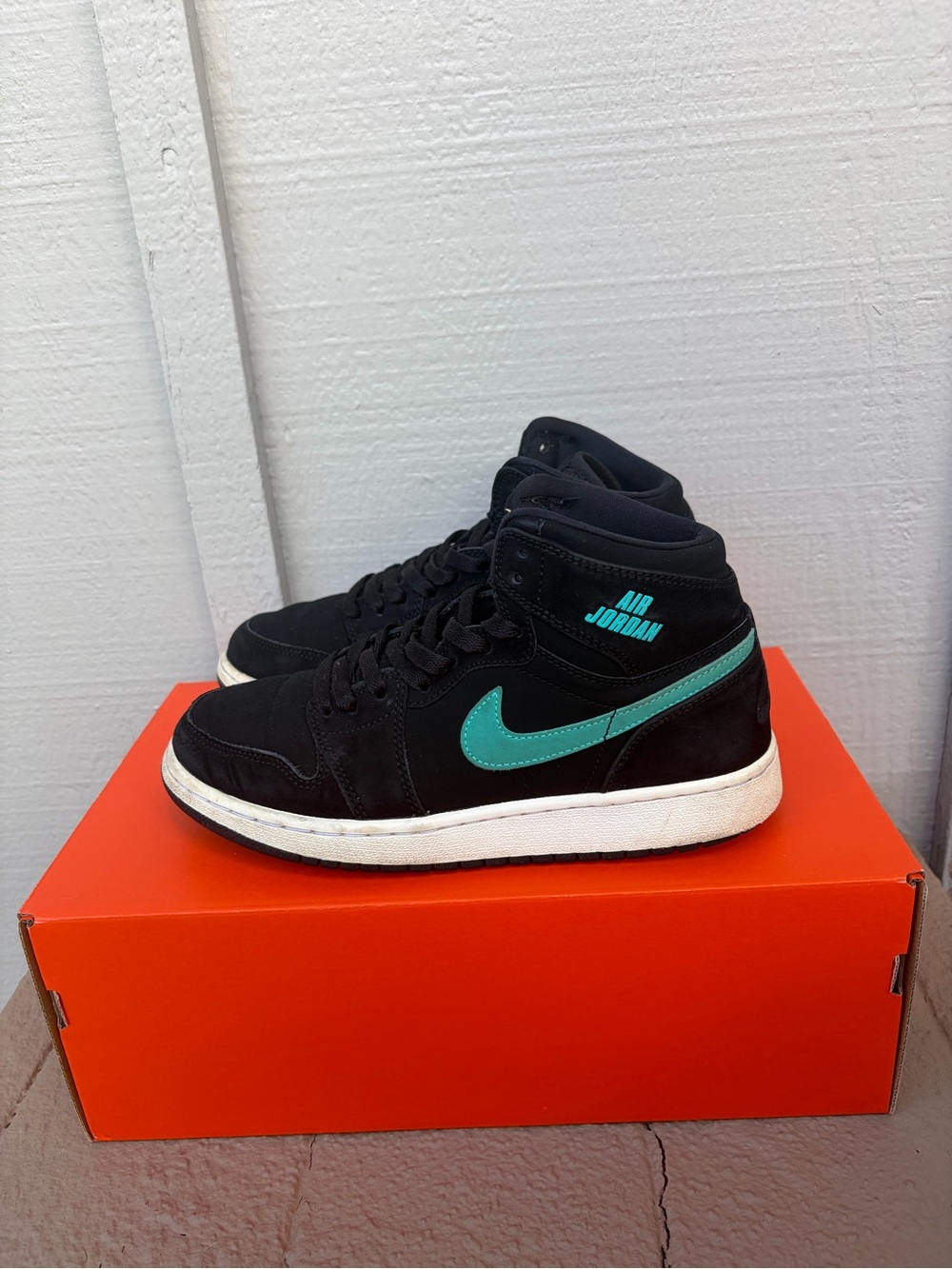 Air Jordan 1 Retro High 'Hyper Jade’